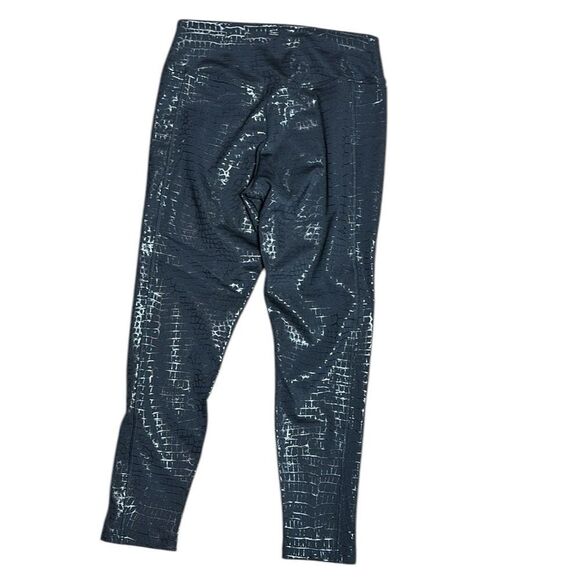 Victoria’s Secret PINK women’s medium black glossy shimmer snake print leggings - Picture 4 of 4